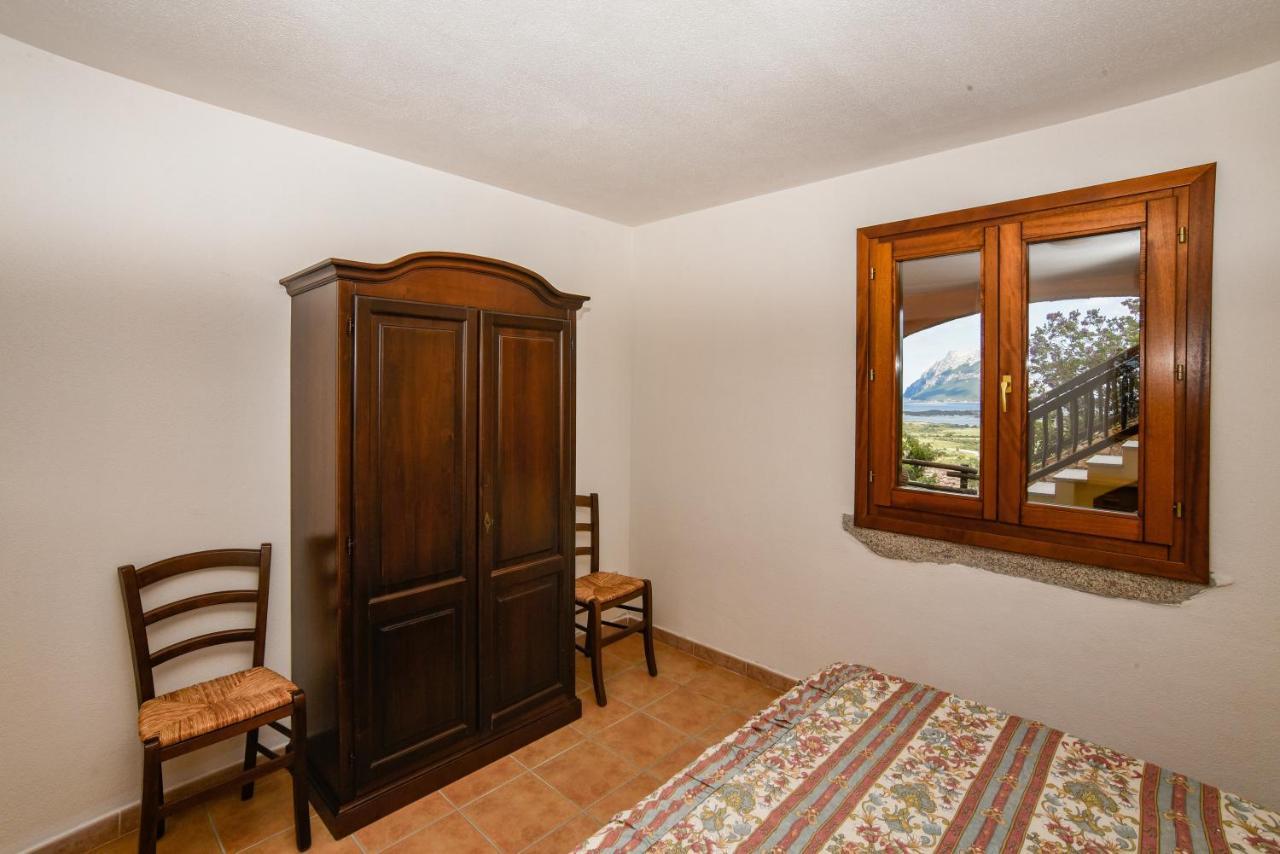 La Rosa Dei Venti Apts Porto San Paolo  Esterno foto