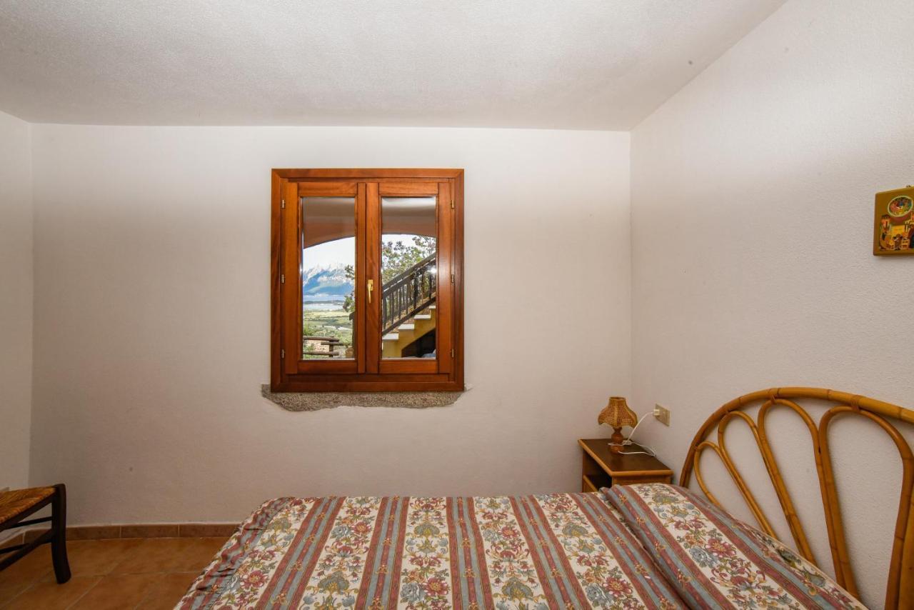 La Rosa Dei Venti Apts Porto San Paolo  Esterno foto