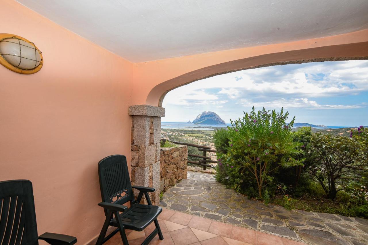 La Rosa Dei Venti Apts Porto San Paolo  Esterno foto