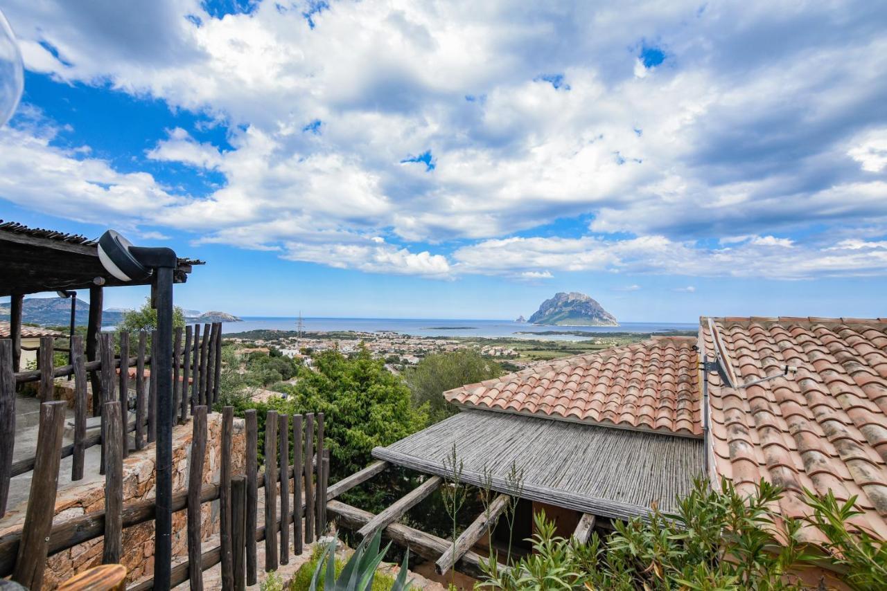 La Rosa Dei Venti Apts Porto San Paolo  Esterno foto