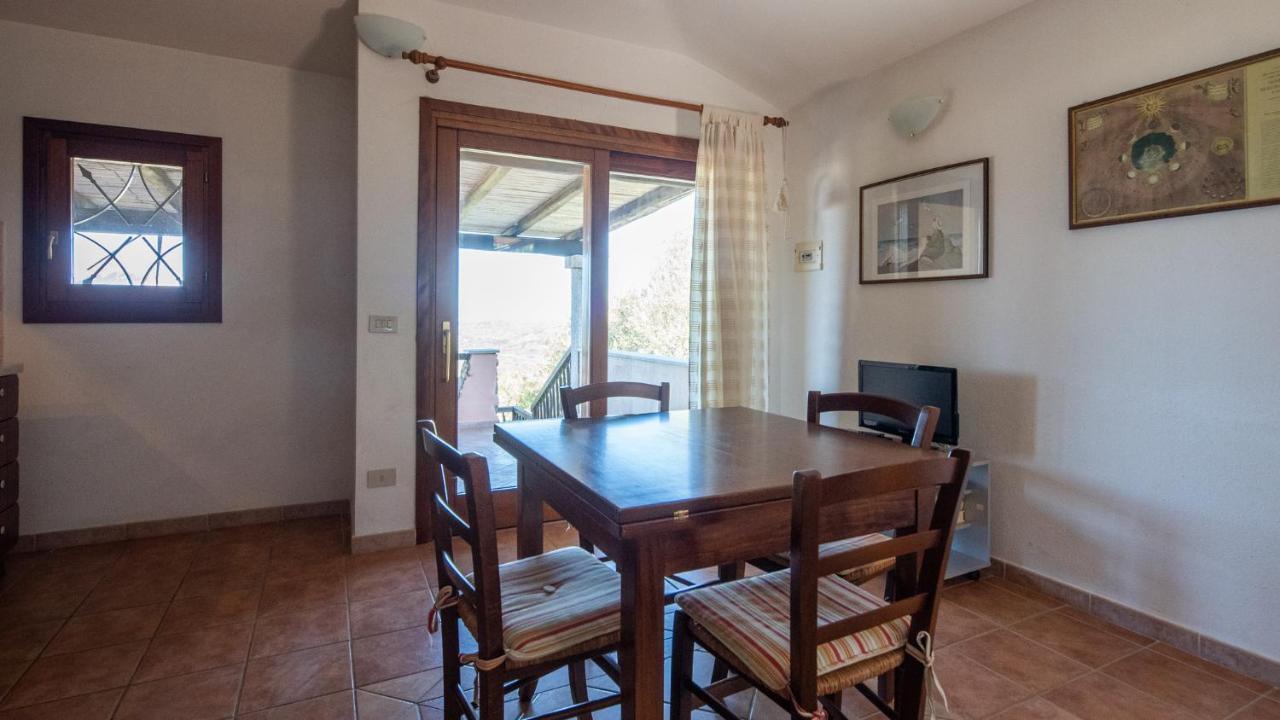 La Rosa Dei Venti Apts Porto San Paolo  Esterno foto